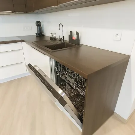 5-style In The Heart Of 1 Min From The Main *