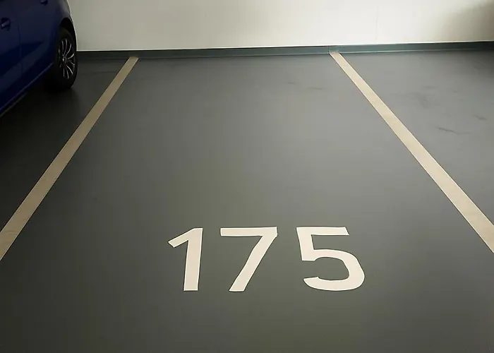 Apartment 5-style In The Heart Of 1 Min From The Main